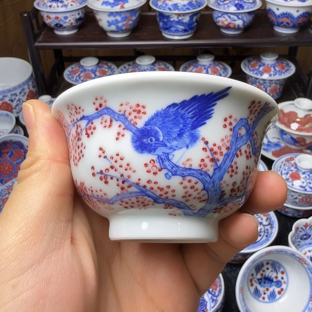 青花釉里红压手杯活动款