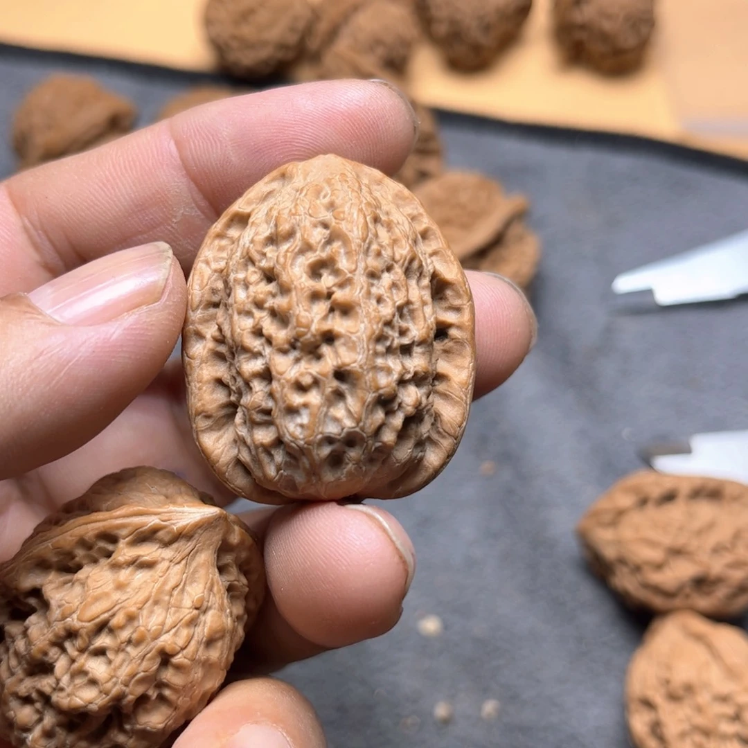 风***后文玩核桃把件乾坤柱