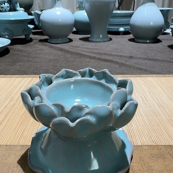 陶摆件全手工，莲花竹台