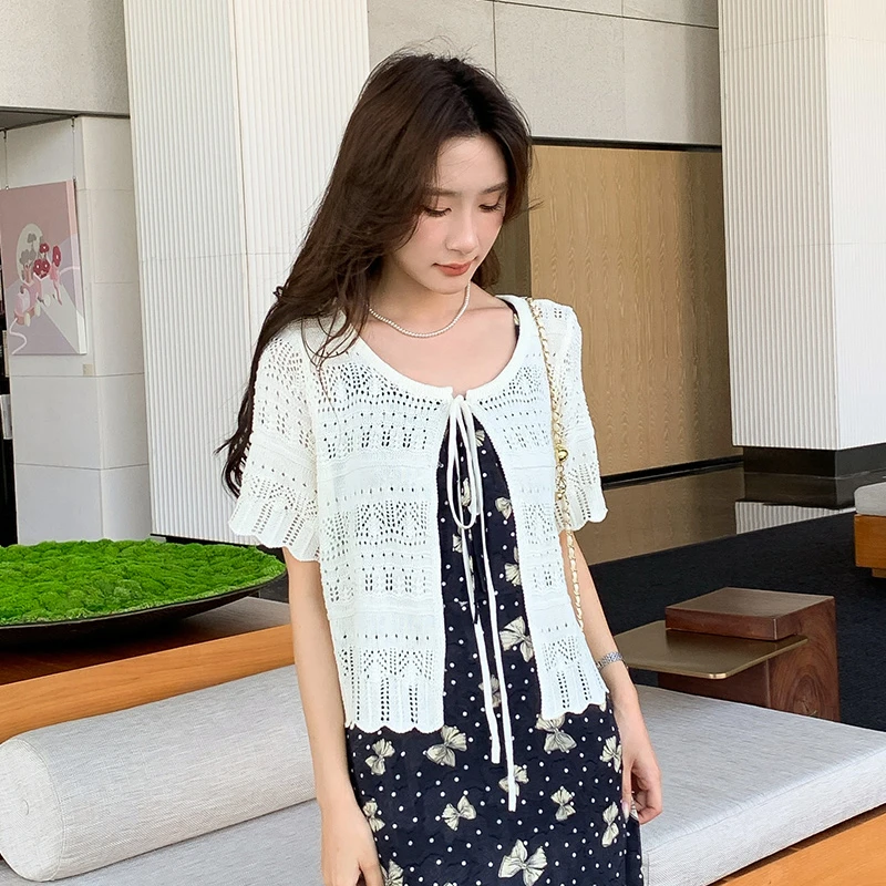 奢姿大码女装2025夏季减龄镂空V领时尚针织衫胖妹妹简约百搭上衣