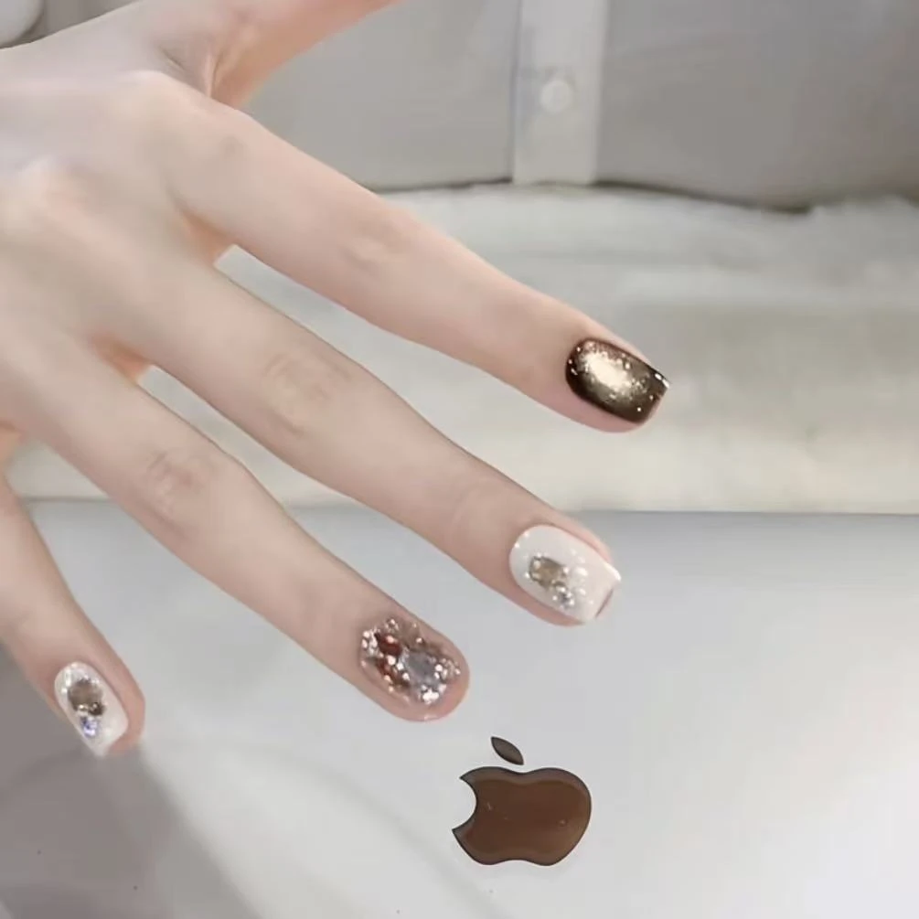 【榛果奶泡】野世穿戴甲 榛果棕奶白跳色纯手工气质高级冬日美甲