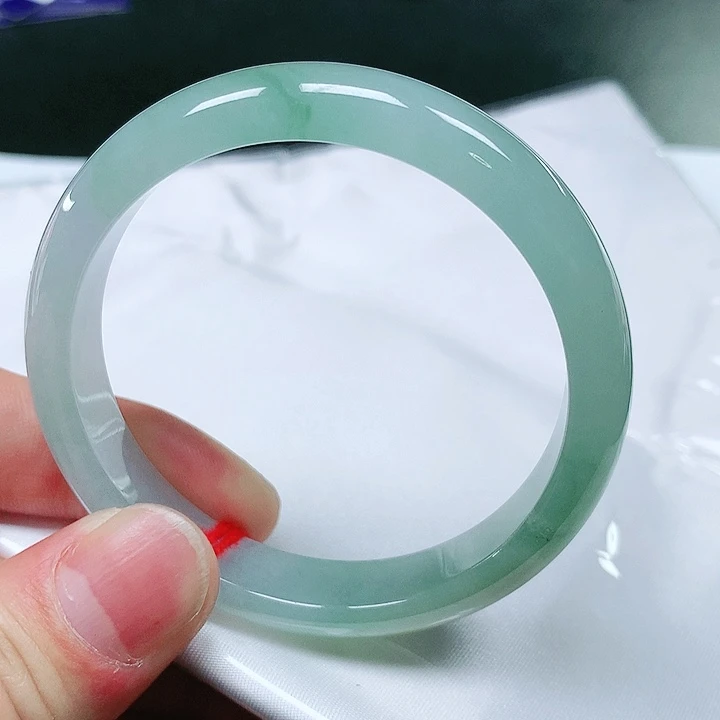 翡翠手镯未镶嵌翡翠手镯 未镶嵌