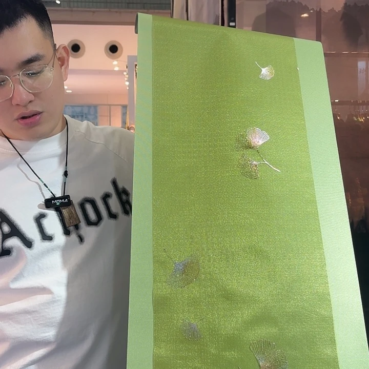 两米一次小蔡嘻嘻嘻