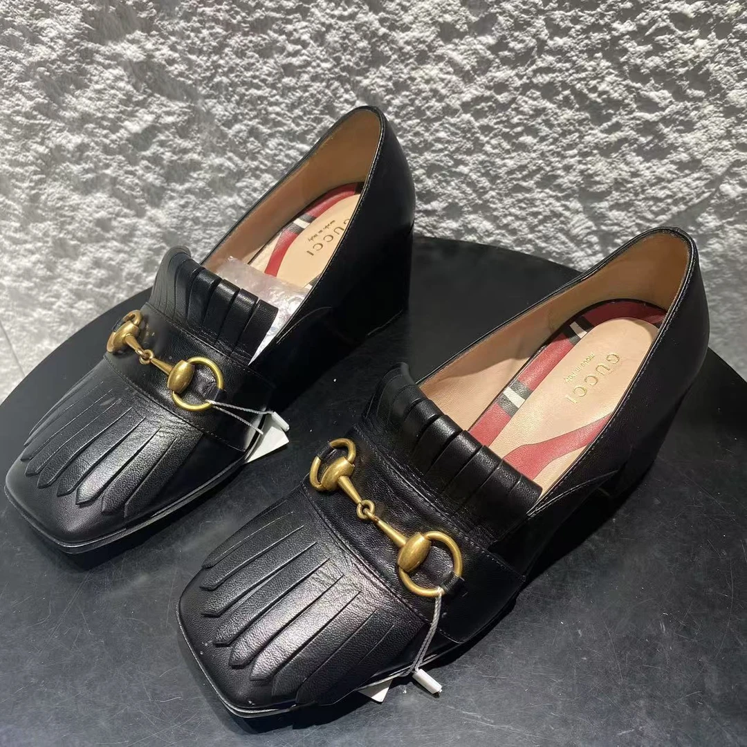 99新 GUCCI/古驰 35.5码/仔仔女鞋/无配件/黑色流苏乐福鞋 wsp341