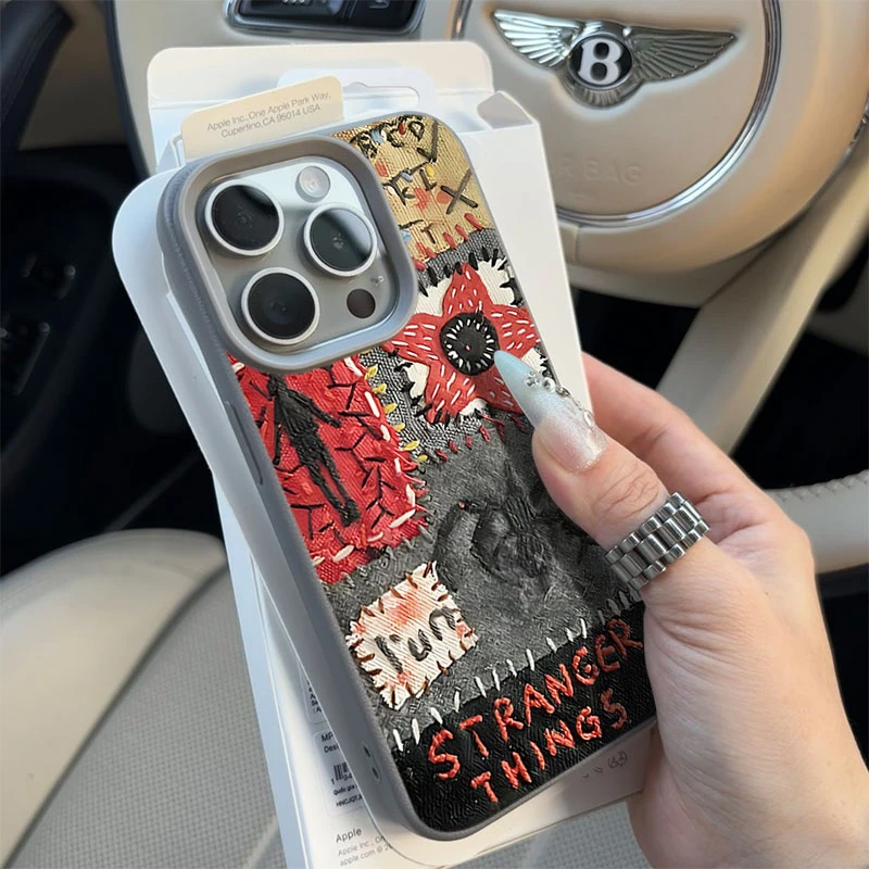 平面怪奇物语适用苹果16/17手机壳iPhone15promax14荔枝纹13/1211