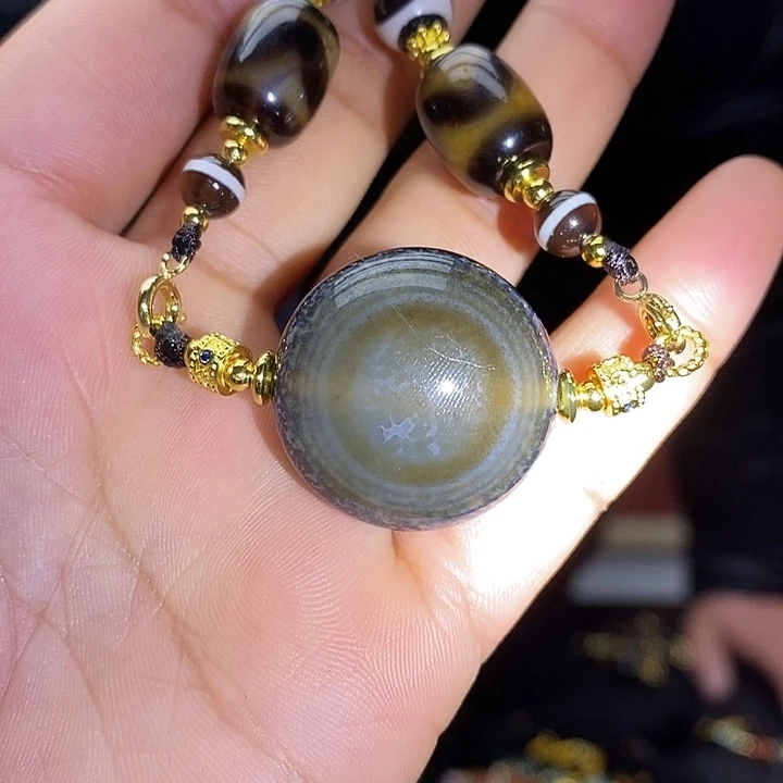 玛瑙/玉髓合金颈饰