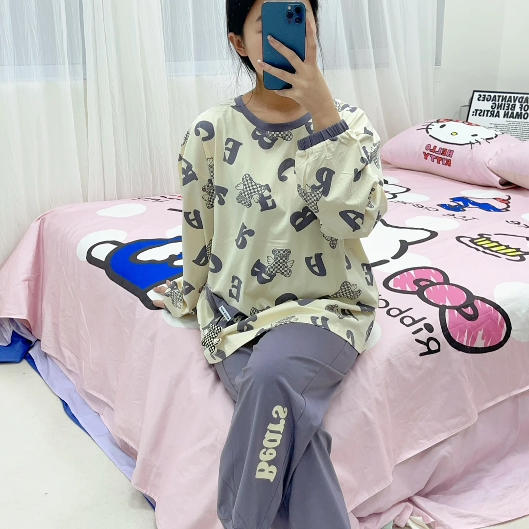 新款拼接撞色圆领卡通印花秋冬睡衣女两件套甜美舒适家居服