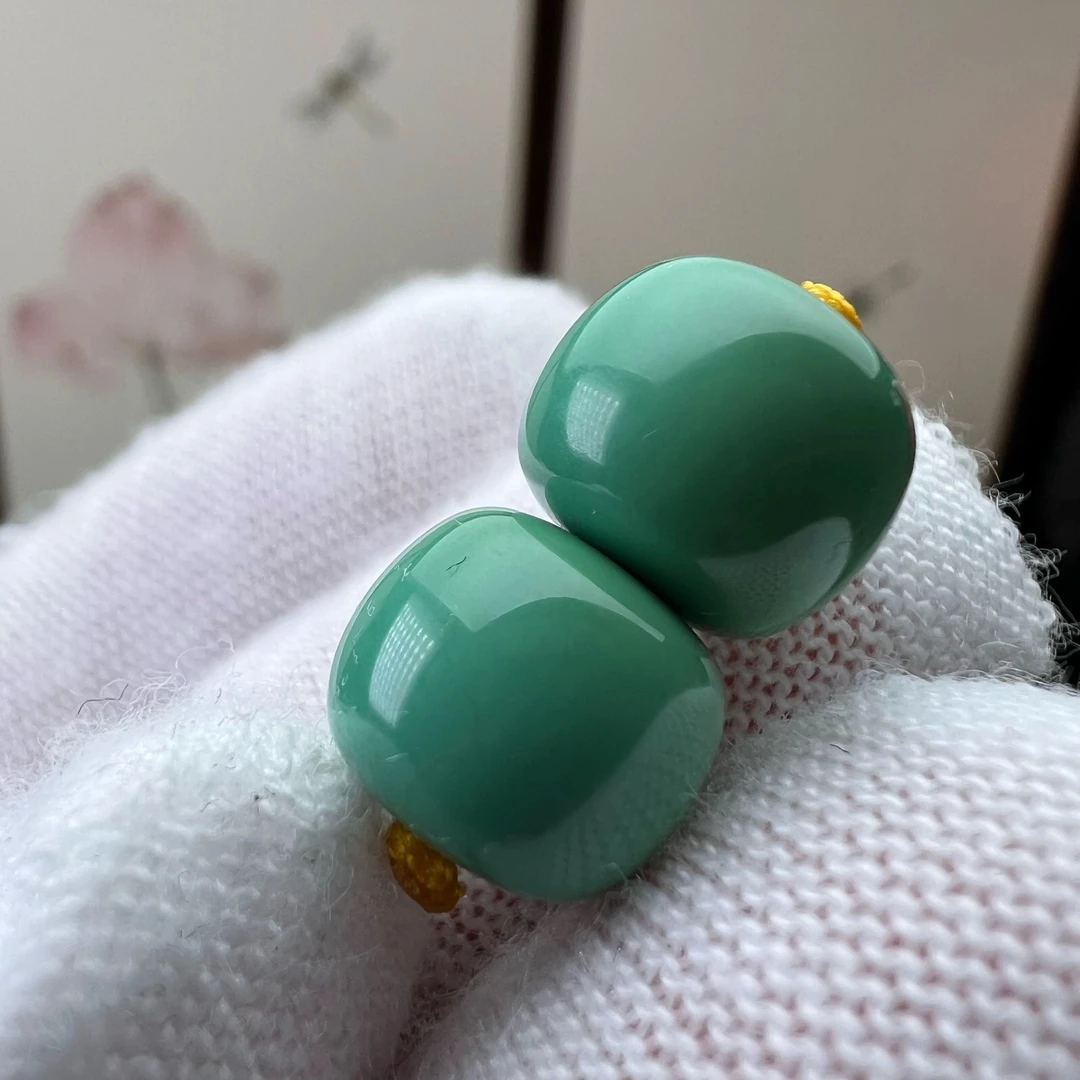 天然原矿绿松石9X8mm高瓷老型对珠，盘完玉化，性价比高
