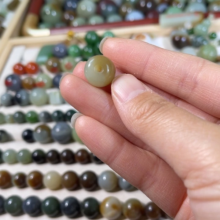 和田玉（糖玉）未镶嵌珠宝半成品