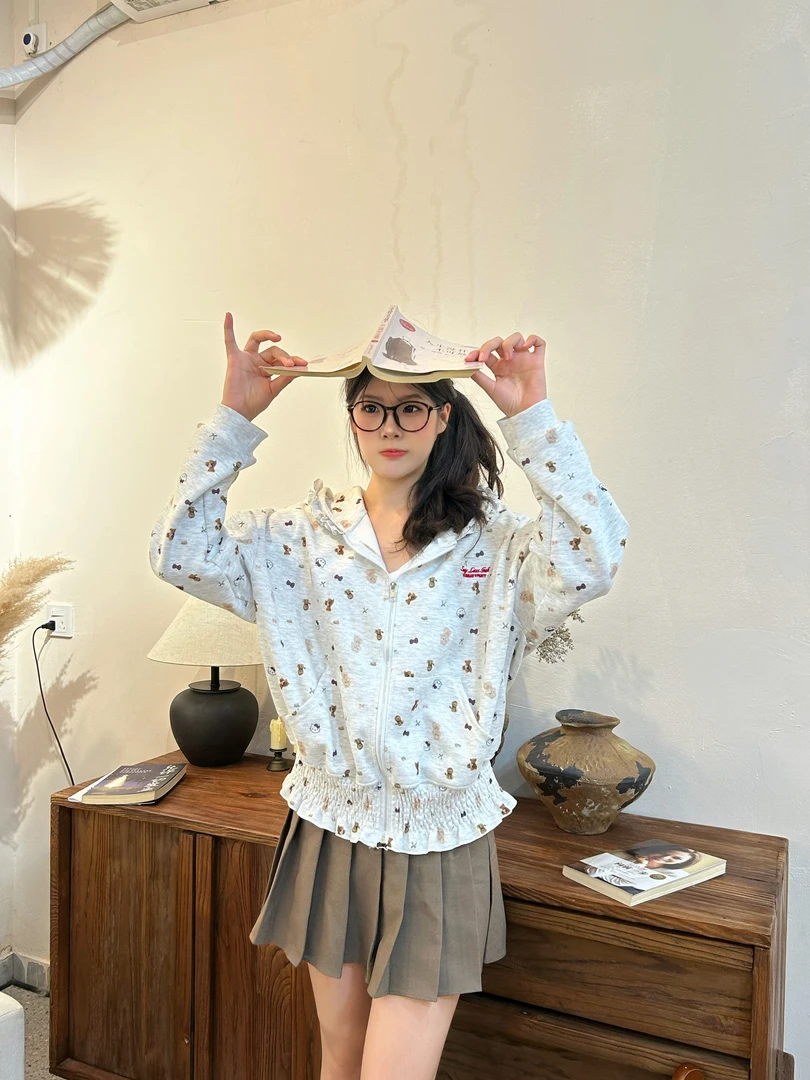 【小妮】春秋新款百搭小众设计感学生辣妹显瘦ins休闲宽松辣妹女装