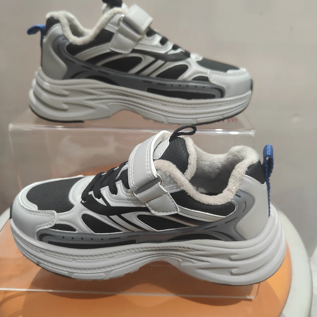 冬季保暖皮革拼接魔术贴学步鞋时尚网红休闲鞋