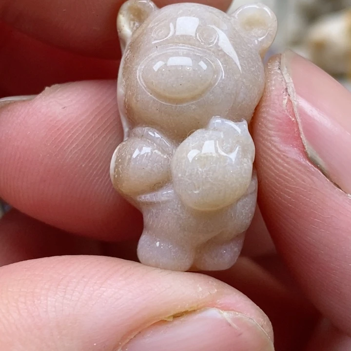 颈饰未镶嵌硅化珊瑚（珊瑚玉）小