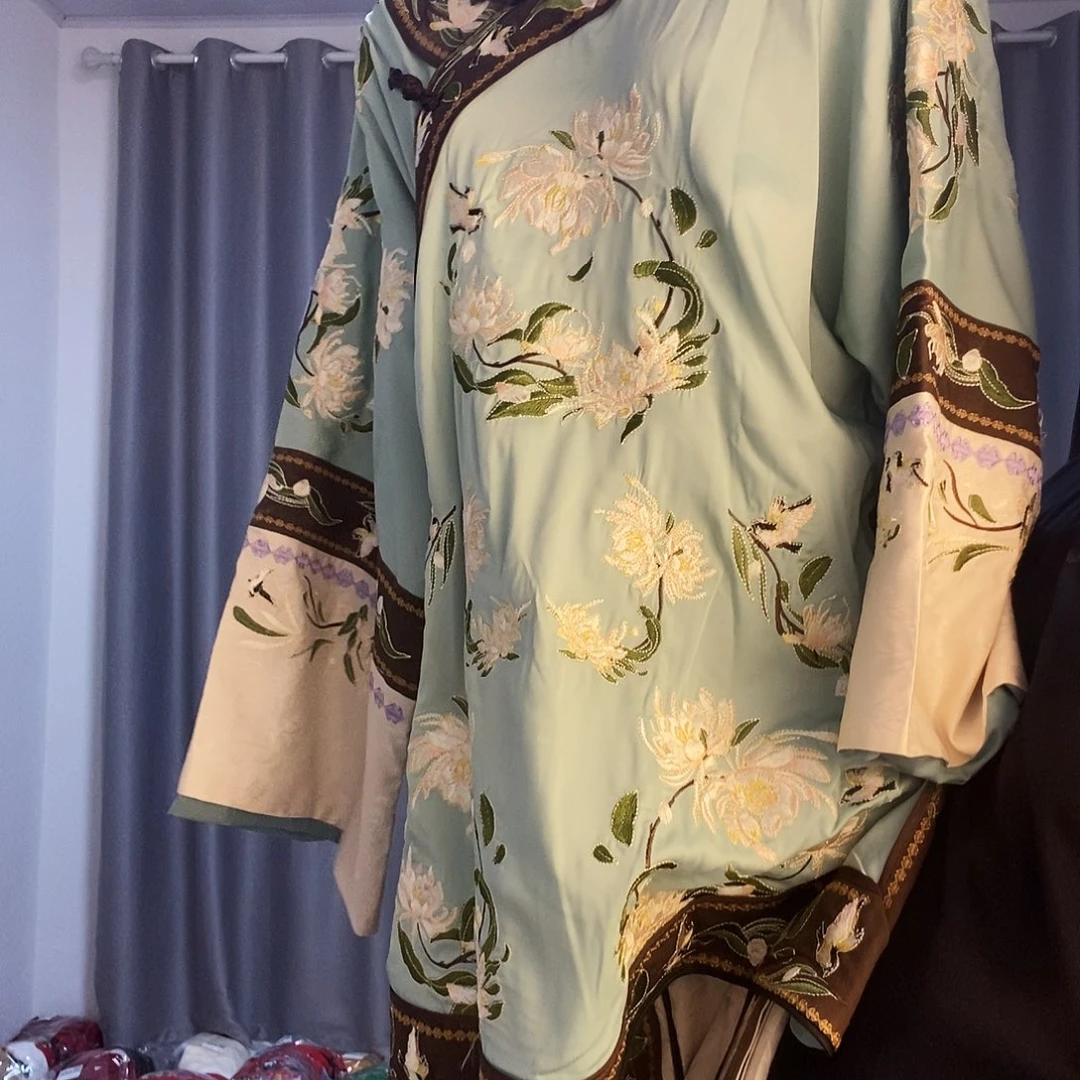 蓝**雪清汉女 m码。蓝绿色