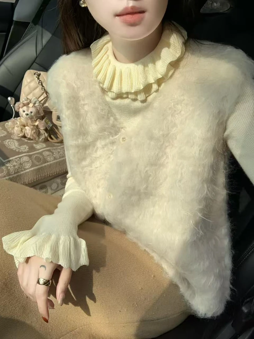 2026秋冬新款韩系insV领针织马甲木耳花边针织衫高腰半身裙三件套