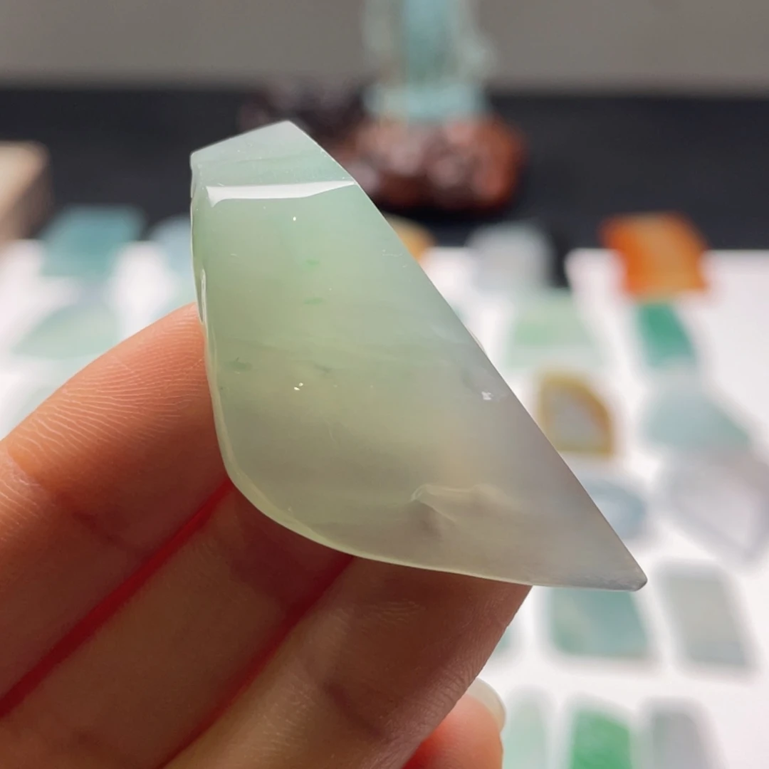 定制翡翠未镶嵌包工