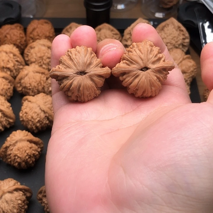 文玩核桃吊坠36全品24年汉高楼