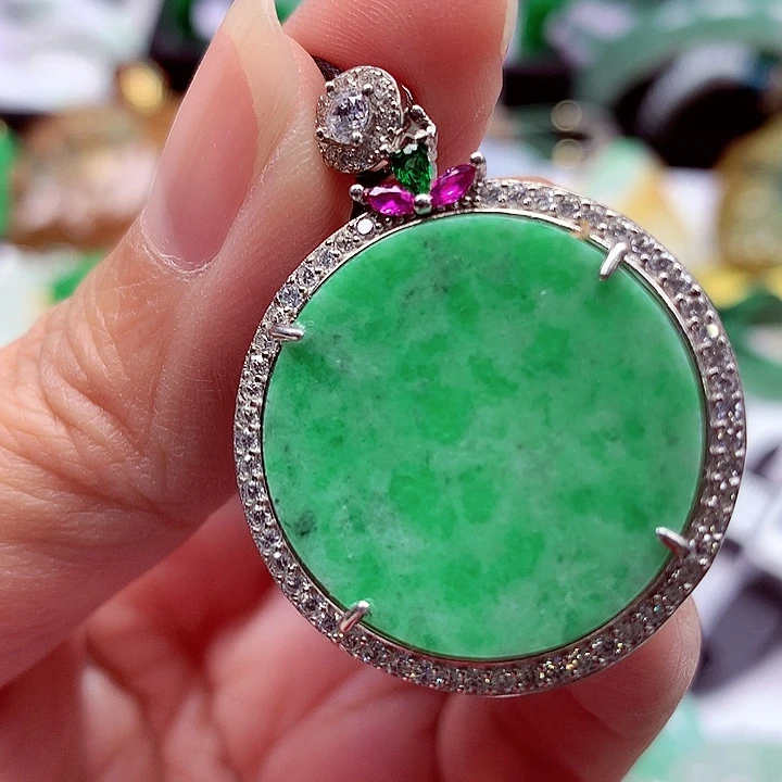 翡翠银S925镶嵌颈饰翡翠