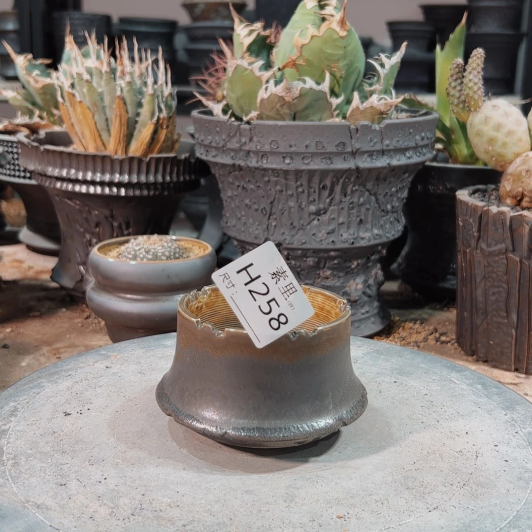 景德镇手工素里内口7.7高6.5瑕疵