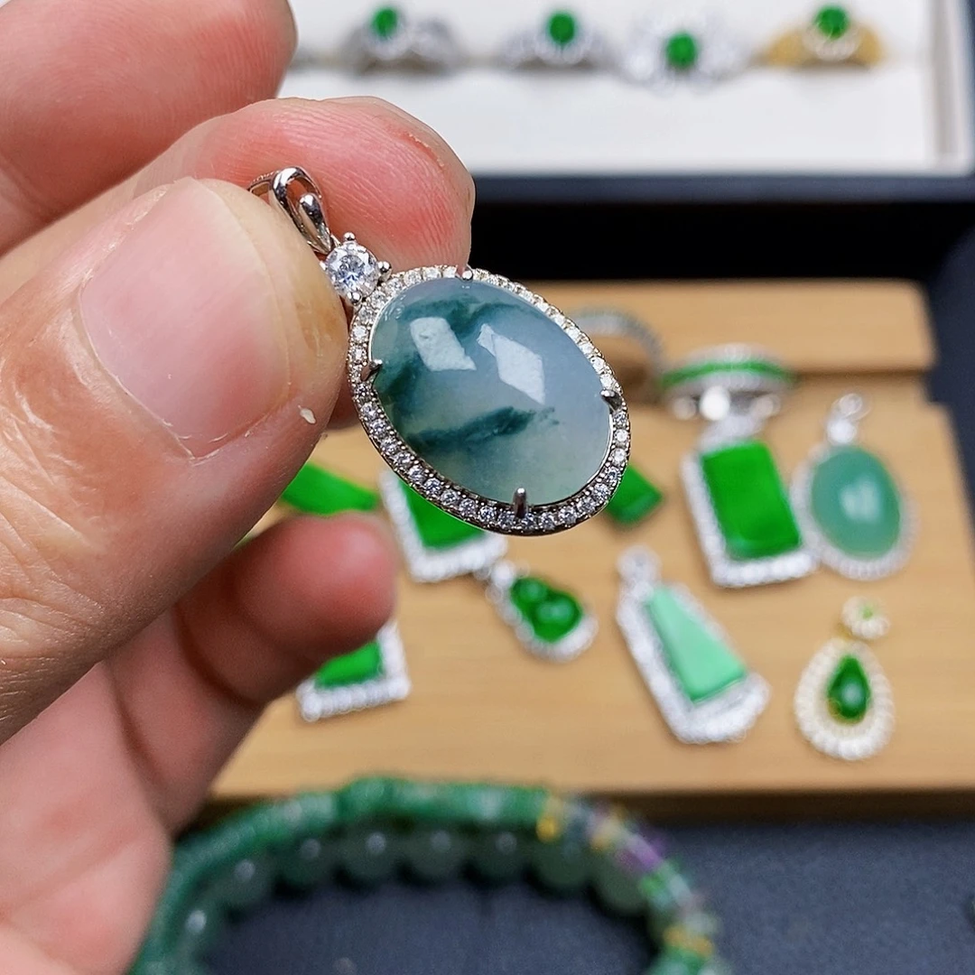 颈饰银S925镶嵌翡翠e