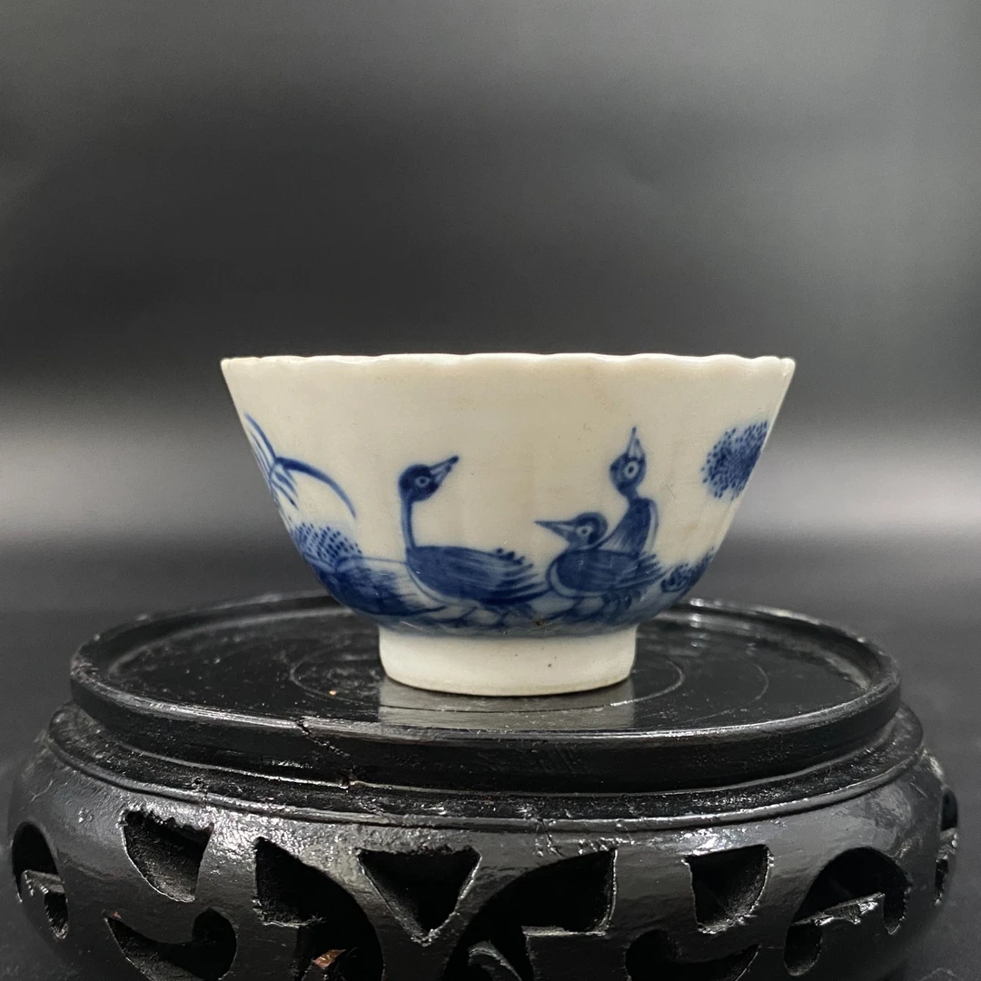 荣丰/创汇时期青花瓜棱鸳鸯若深杯/850208021