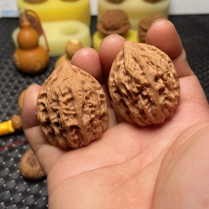 把件文玩核桃36鸡心