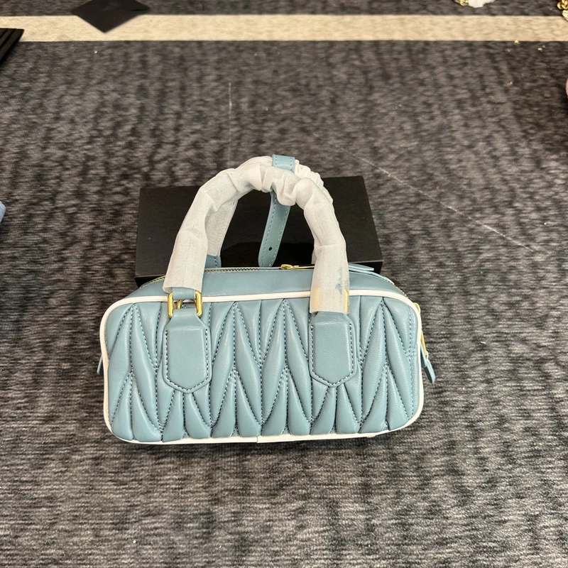 新款包包女M手提蓝色