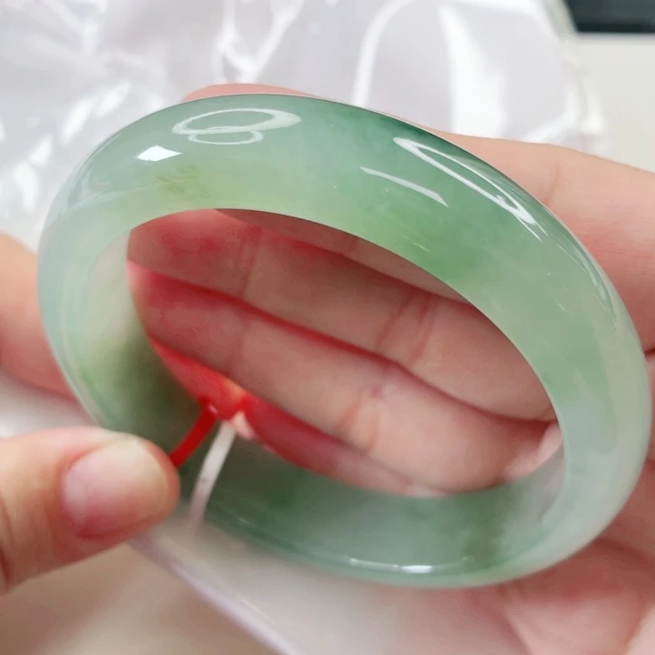 翡翠未镶嵌手镯正圈57.6