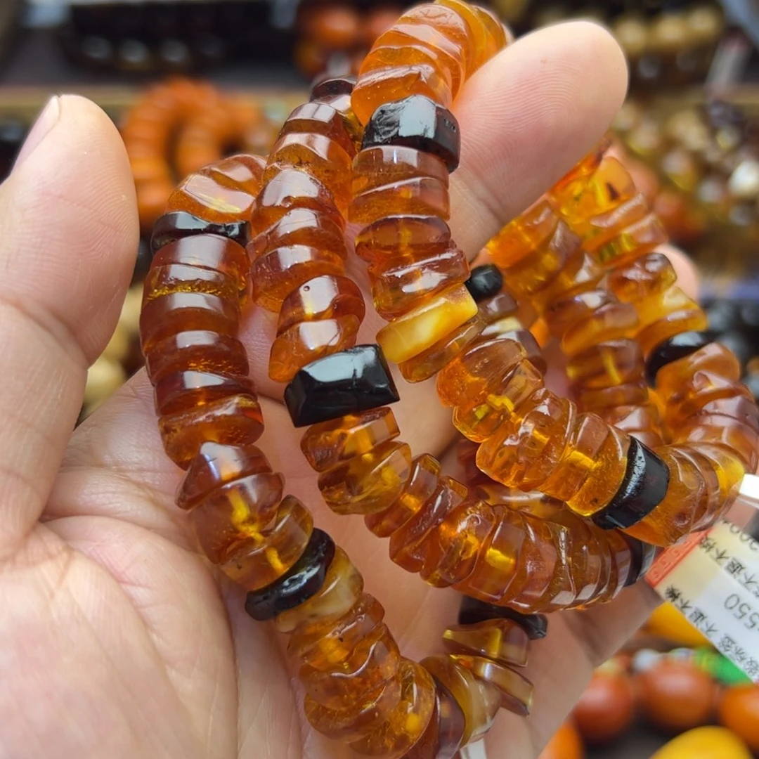 琥珀珠宝奇石未镶嵌多样性发其一