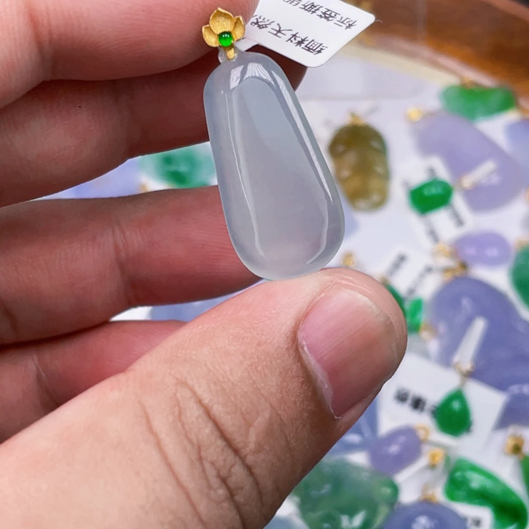 翡翠18K金镶嵌吊坠(不含链)
