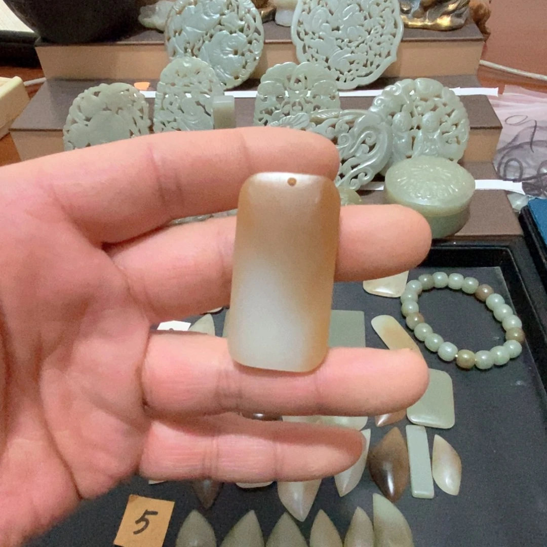 和田玉未镶嵌颈饰小**光13