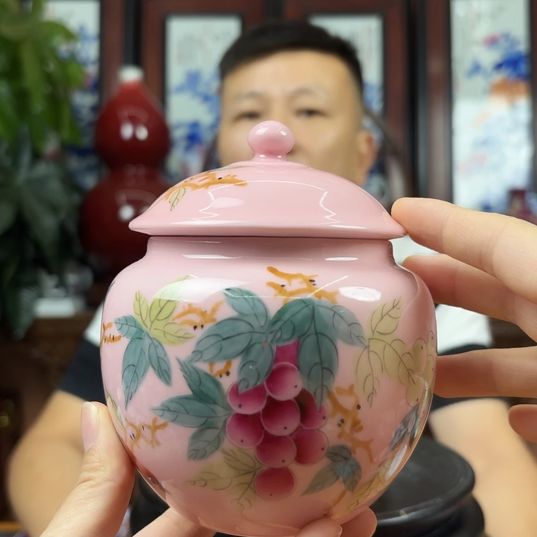 景德镇陶瓷手工罐子