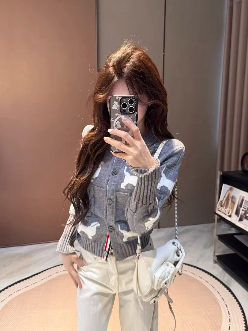 李馨儿【布丁狗】显瘦气质条纹洋气宽松百搭套头早秋秋冬毛衣