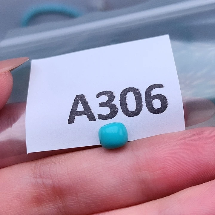 绿松石未镶嵌高瓷高色