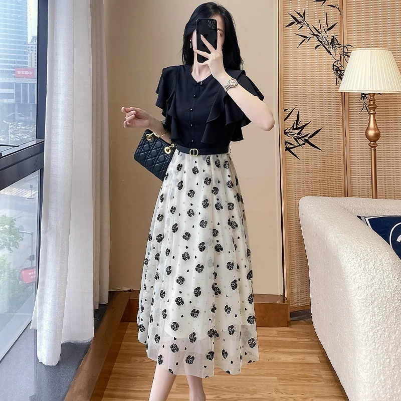 高级感网纱连衣裙2025夏季新款假两件收腰显瘦减龄飞飞袖过膝长裙