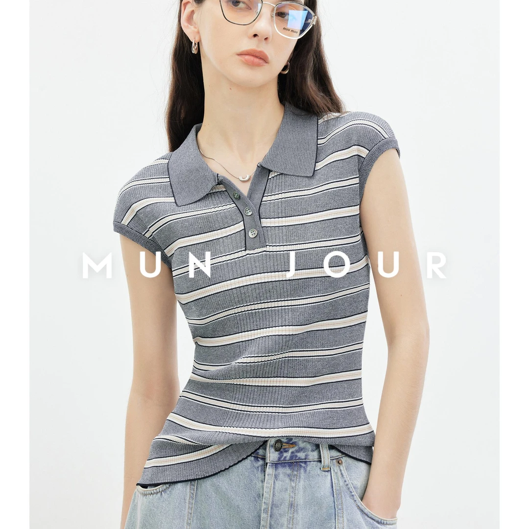 时髦miu风_清凉易打理 舒弹透气条纹POLO领小飞袖针织衫