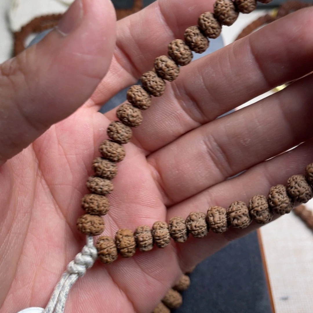 金刚菩提吊坠用****1老树王