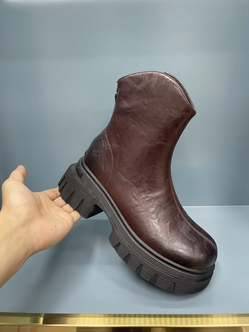 英伦风.厚底轻奢时尚舒适百搭休闲马丁靴 88982