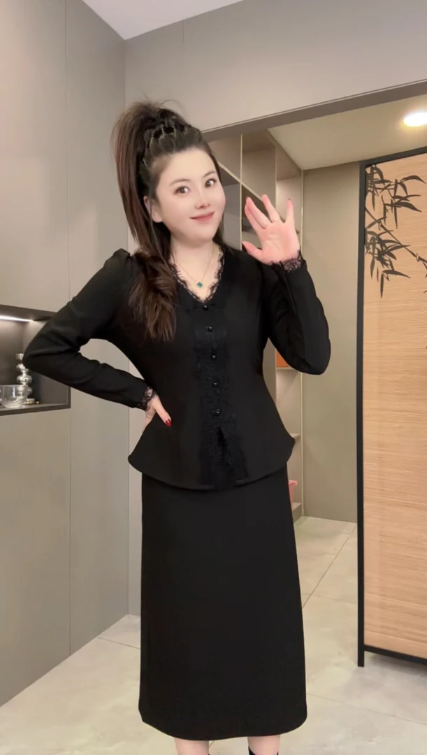 【婷婷】2025秋冬新款时尚修身洋气显瘦1391减龄百搭套装