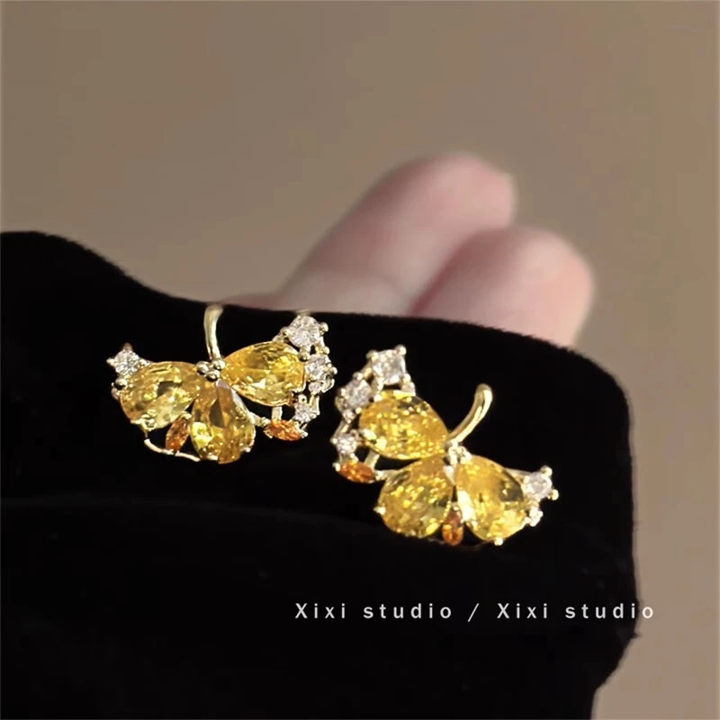 银杏微光锆石枫叶耳环女高级感法式轻奢精致耳钉小众设计气质耳饰
