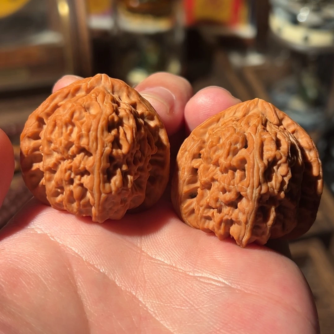 把件文玩核桃全品三角白39