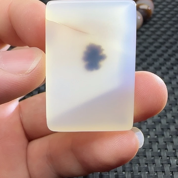 ****t玛瑙/玉髓未镶嵌颈饰