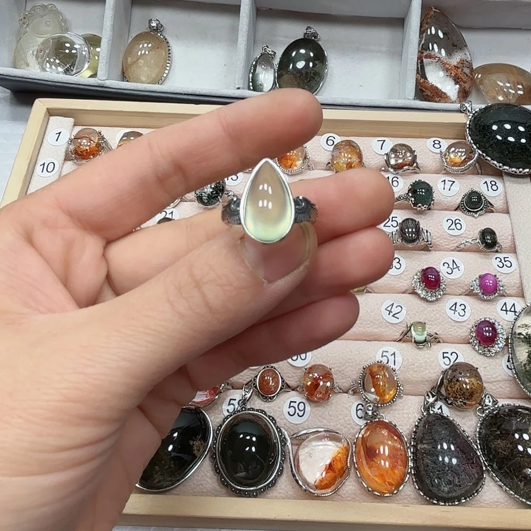 水晶水晶未镶嵌够