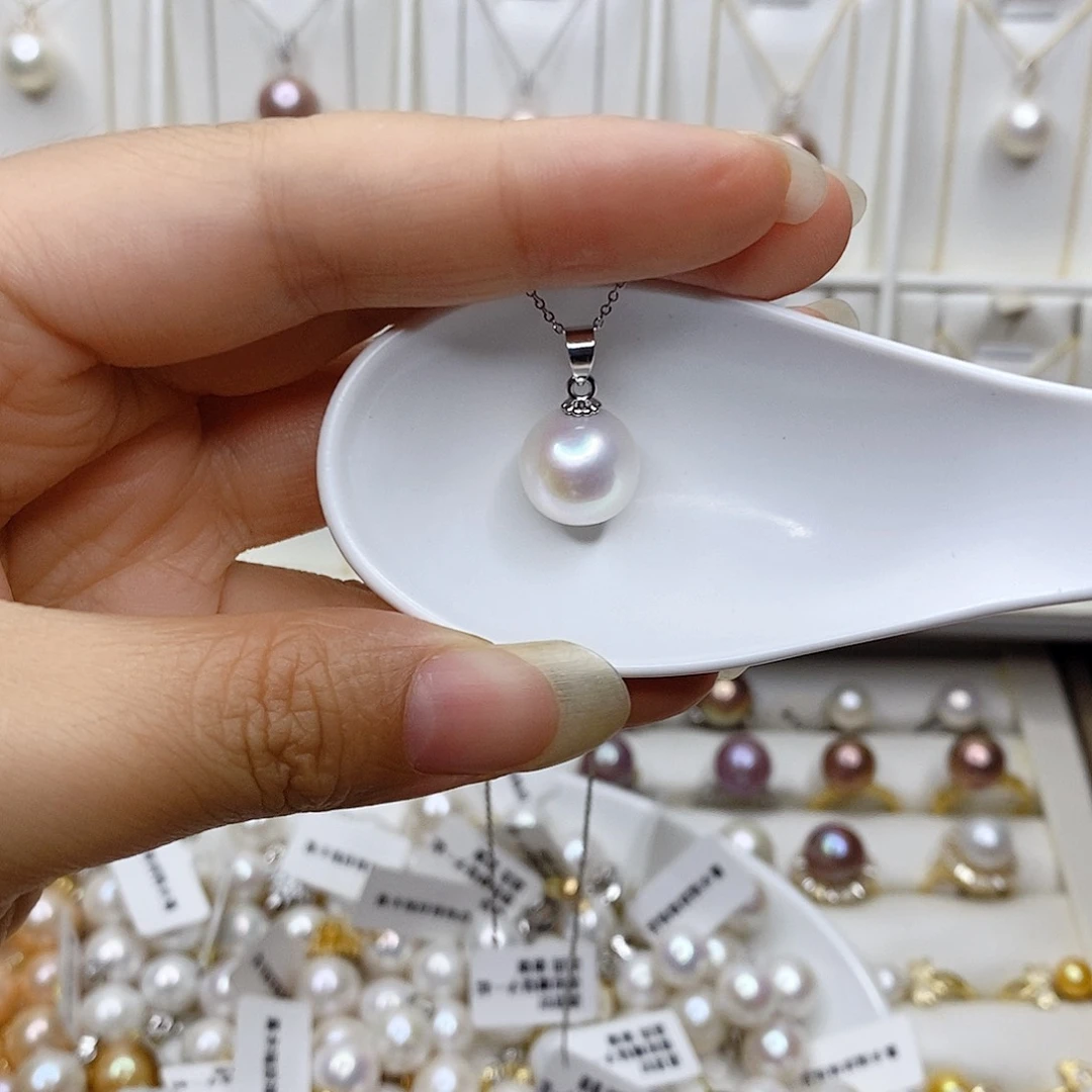 淡水珍珠未镶嵌吊坠(赠链)