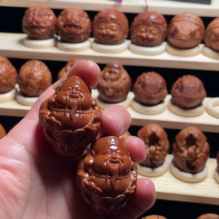 柠***宝橄榄核吊坠黄金尺寸财神爷