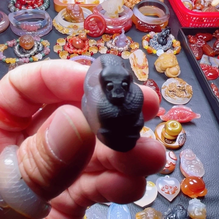 玛瑙/玉髓未镶嵌颈饰