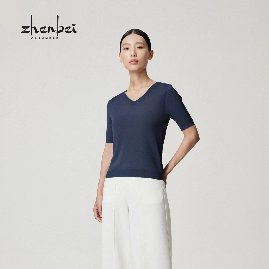 ZB/珍贝2025新款丝绒一体成型V领烫饰女短袖/H102016