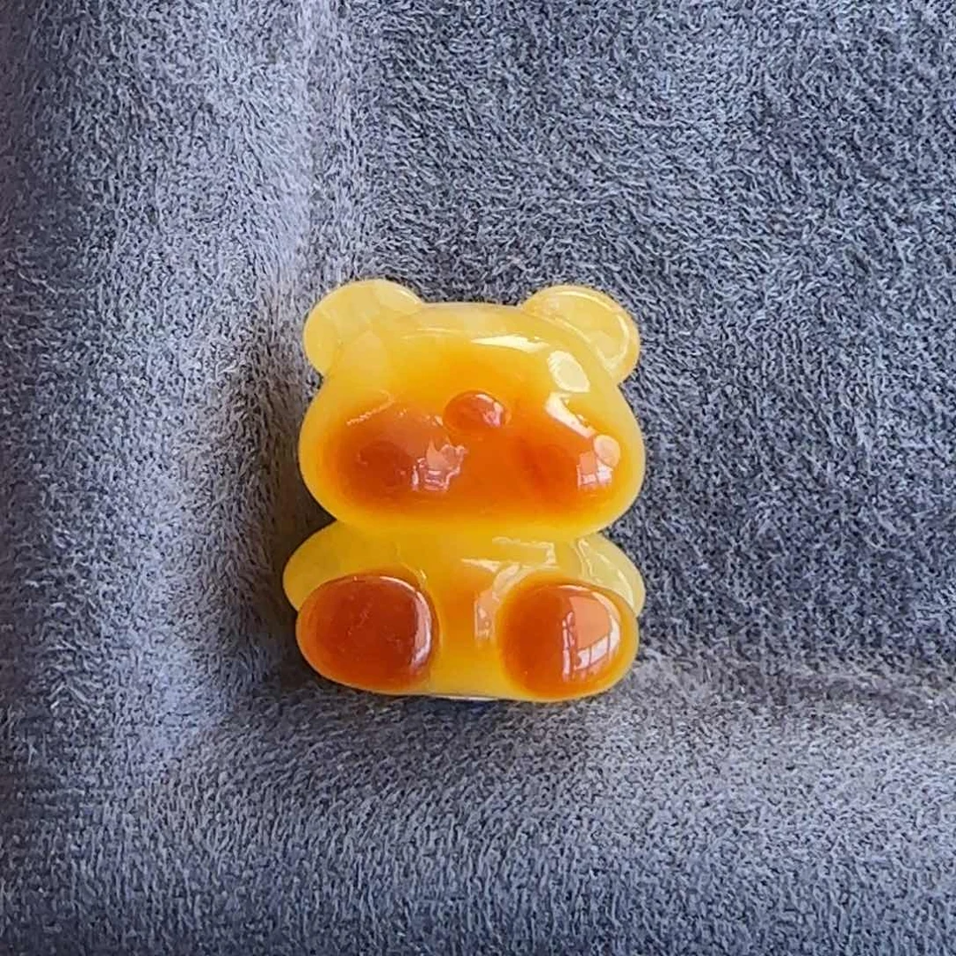 琥珀未镶嵌珠宝奇石何**?
