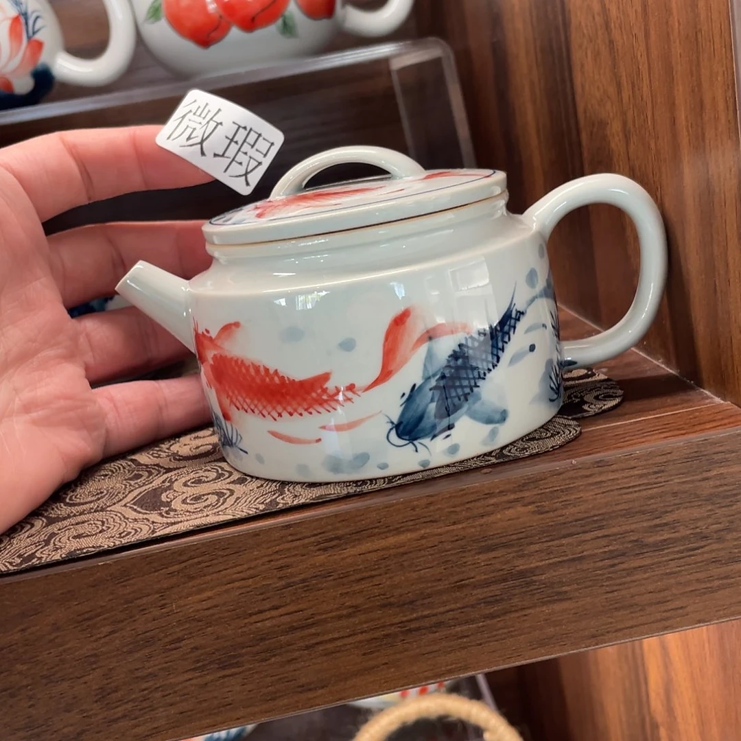 釉下手绘茶具微瑕