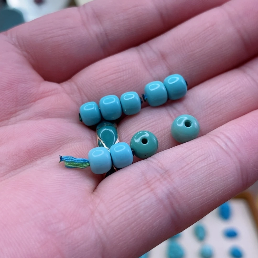 绿松石配饰未镶嵌卢*森