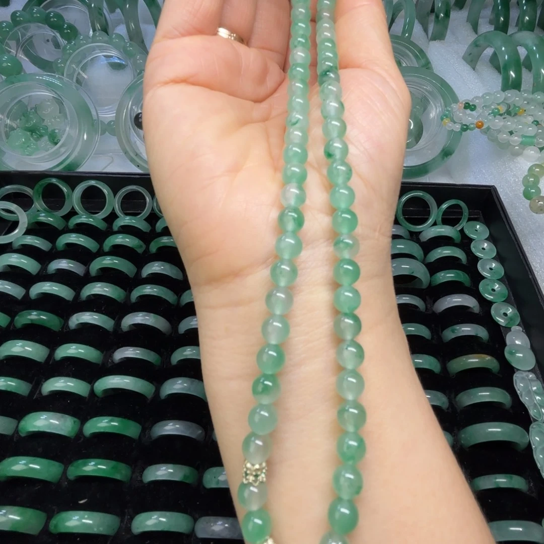 石英质玉（非洲翠）未镶嵌散珠卡6冰飘花珠子项链